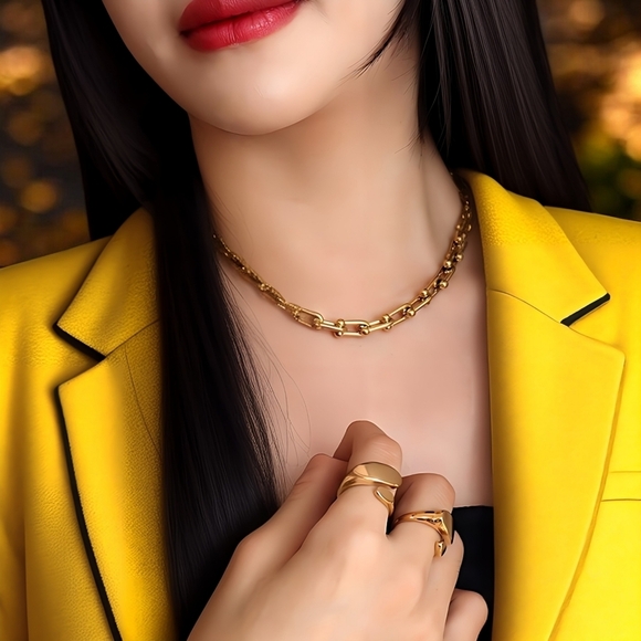 18K Gold Plated Stainless Steel Paperclip Chain Necklace - Modern & Chic ✨ - Picture 5 of 10